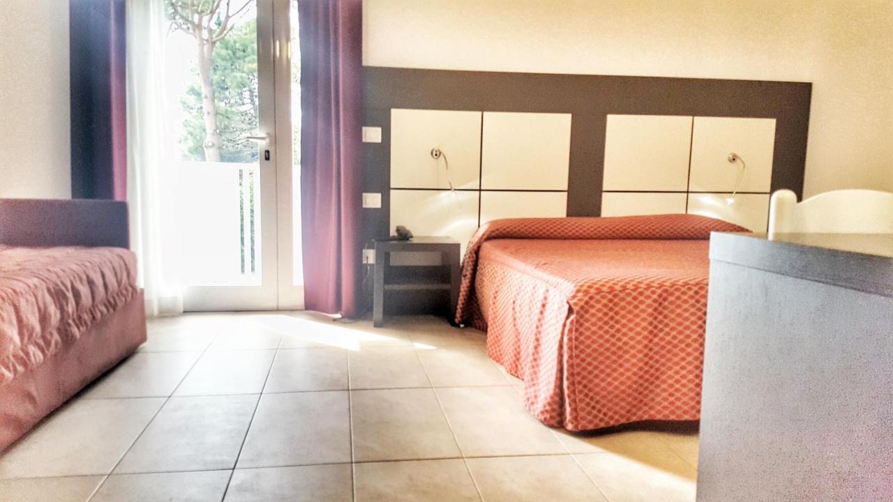 Hotel Alla Terrazza Bibione Exterior photo
