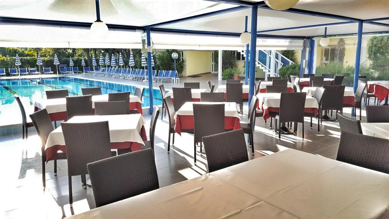 Hotel Alla Terrazza Bibione Exterior photo