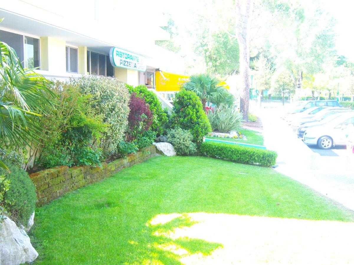 Hotel Alla Terrazza Bibione Exterior photo