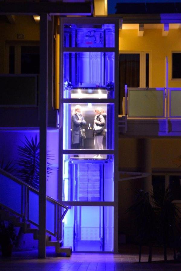 Hotel Alla Terrazza Bibione Exterior photo